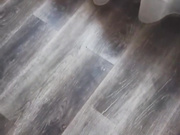大姨妈刚走，表姐就趁表姐夫不在家勾引我操她，中途表姐夫突然打电话来，差点被发现，超刺激