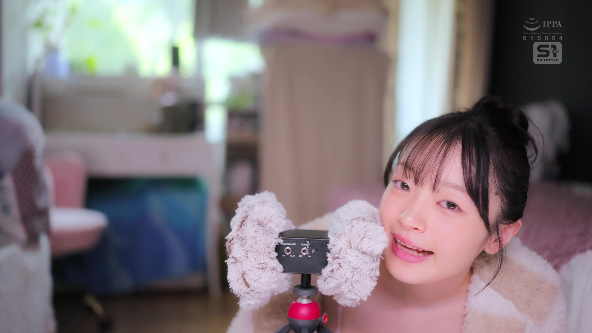 SNOS-155 新人NO.1 STYLE 白花にあAVデビュー 「私がAV女優さんになる理由_」 - 1of5