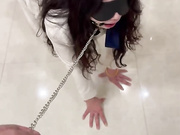 妇女节姐姐放假回来在全家福下把她绑起来操，人前的气质女神此刻就是条发情的狗，连射两次狂操一小时