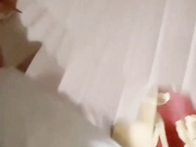 小姨子穿着性感工装公园野炮口交后入翘臀再到酒店爆插内射蜜穴