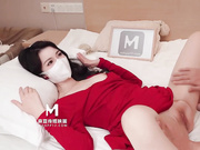 MSD-203 春节返乡遇穷屌丝变富少 气质女神投怀送抱 狐不妖