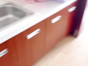 小姨子的秘密海边小姨子献出美鲍让姐夫贪婪舔吃阳台跪献口交迎着海风后入精液射满菊花流入阴道