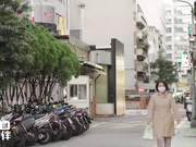 书店里止不住淫水的学姐温芮欣