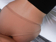 SQTE-690 パンツ脱がさずヤリまくりたい。虹村ゆみ - 5of5
