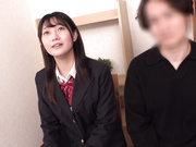 DVEH-089 カワイイ妹ちゃんと童貞お兄ちゃんが密着混浴ww超恥ずかしそうに泡泡洗いっこ中に兄の包茎チ○ 市川りく 虹村ゆみ 谷村凪咲 雫月心桜 - 2of5