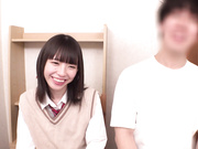 DVEH-089 カワイイ妹ちゃんと童貞お兄ちゃんが密着混浴ww超恥ずかしそうに泡泡洗いっこ中に兄の包茎チ○ 市川りく 虹村ゆみ 谷村凪咲 雫月心桜 - 3of5