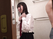 DVEH-089 カワイイ妹ちゃんと童貞お兄ちゃんが密着混浴ww超恥ずかしそうに泡泡洗いっこ中に兄の包茎チ○ 市川りく 虹村ゆみ 谷村凪咲 雫月心桜 - 4of5