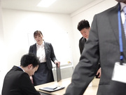 FWTR-030 高級デリヘル呼んだら会社の女上司とまさかの遭遇！弱みを握ったので本番禁止のルールを破ってゴム無しSEXし放題！ ！ 夕季ちとせ - 4of5