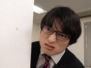HALT-085 キメセクオフィス監禁 媚薬で理性崩壊した社畜OLが首輪で繋がれ,,,懺悔ペットに堕ちた女 有馬せいな - 1of5