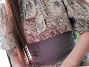 被kinyuyasan大神搞了多次的超迷人少妇，这次终于同意露脸啦，确实超漂亮有味道，身材好狠好，不好意思 又内射
