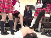DNJR-160 女子●生ハーレムオナサポ学園 J●による正しい射精レッスン！  皆月ひかる 南日菜乃 川栄結愛 宮西ひかる 橘未来 - 1of5