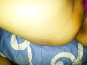 【全網推薦】情侶自拍視頻流出 渣男的極品大奶女友（第一部）清純的外表下隱藏著一顆騷動的心～原版高清